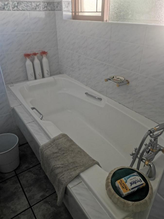 Eikepark Self Catering Διαμέρισμα Στέλενμπος Εξωτερικό φωτογραφία