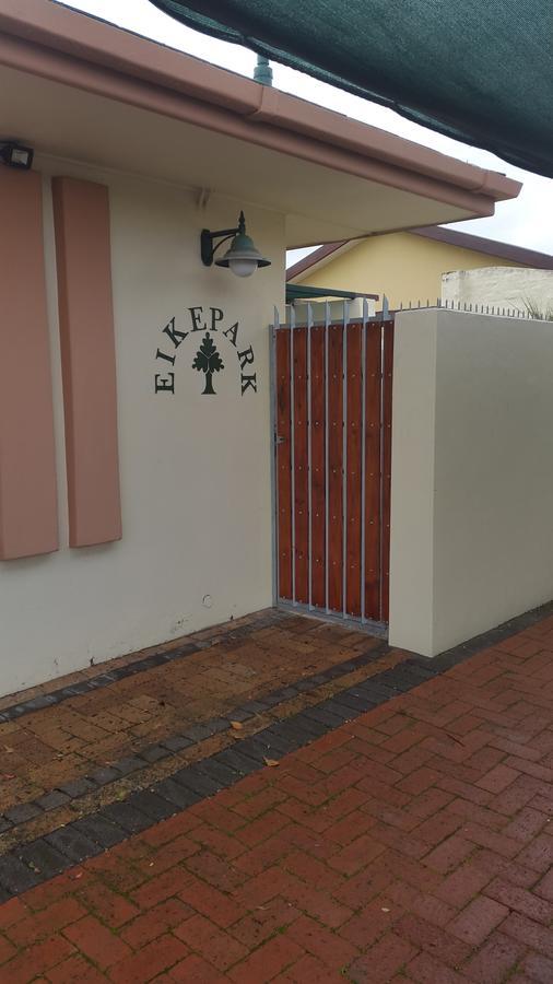 Eikepark Self Catering Διαμέρισμα Στέλενμπος Εξωτερικό φωτογραφία